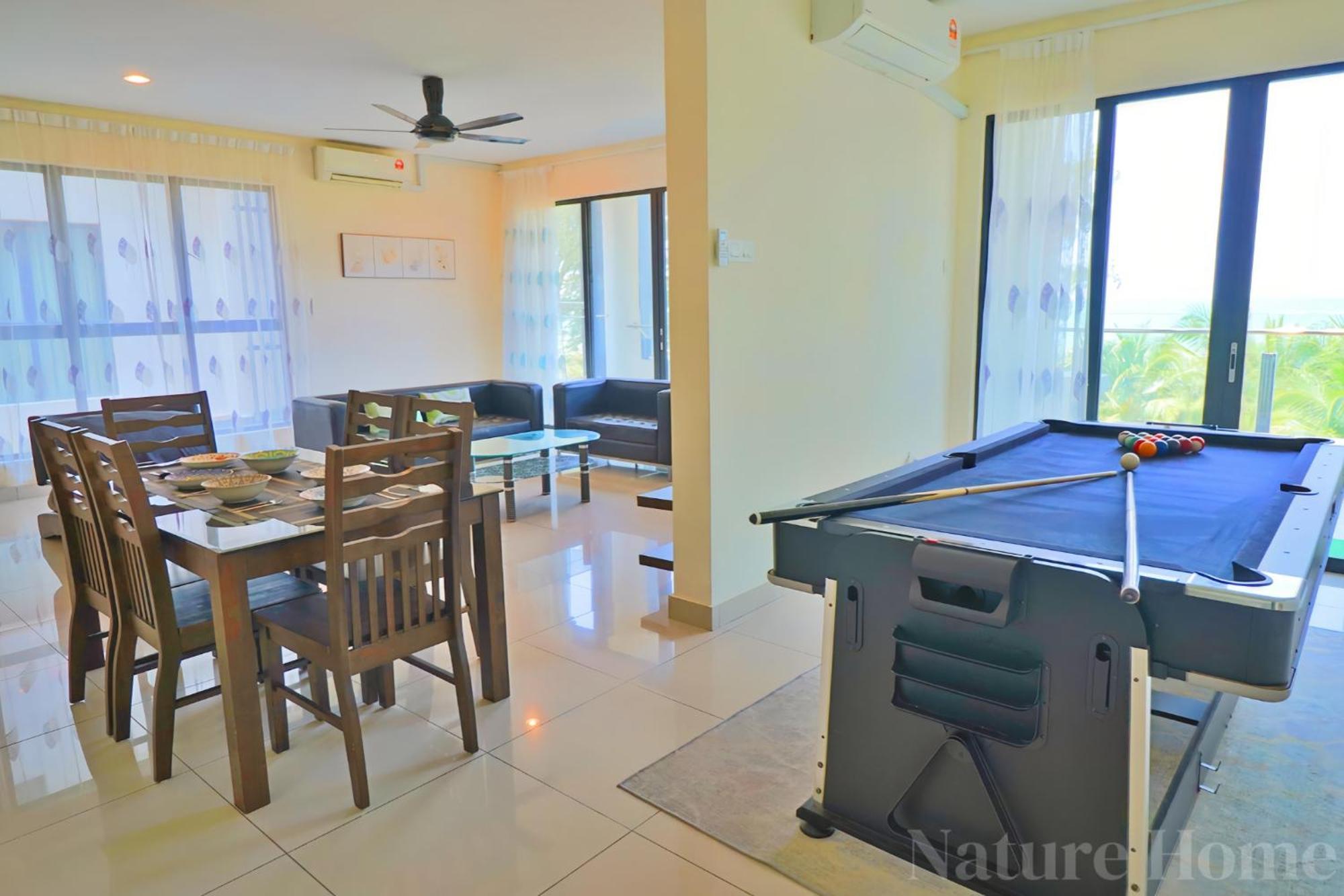 Nature Home 2 - Swiss Garden Resort Residences Beachfront Villa Kuantan Bagian luar foto