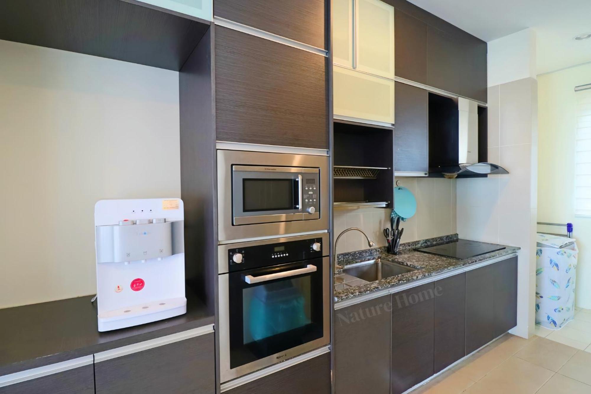 Nature Home 2 - Swiss Garden Resort Residences Beachfront Villa Kuantan Bagian luar foto