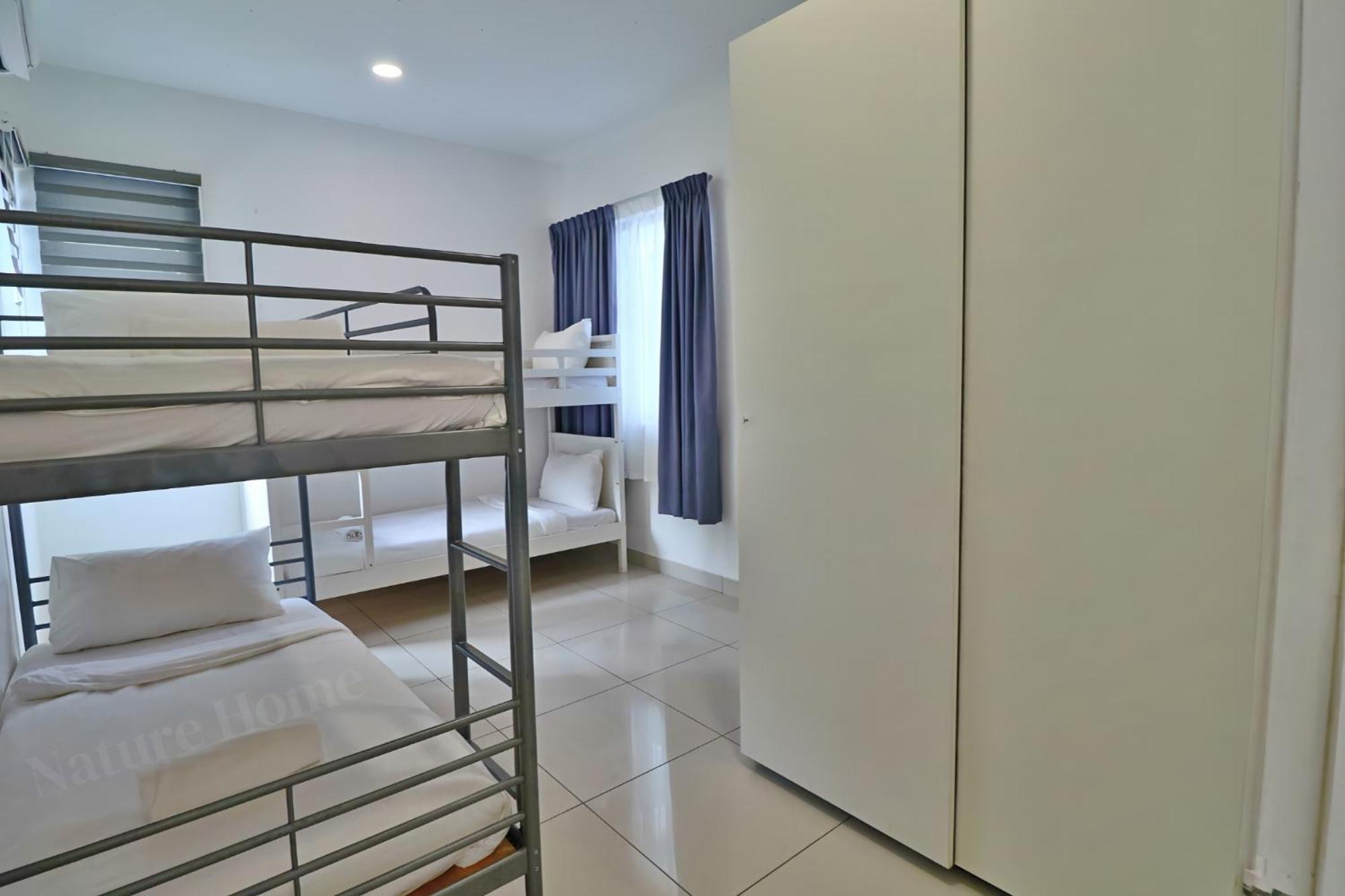 Nature Home 2 - Swiss Garden Resort Residences Beachfront Villa Kuantan Bagian luar foto