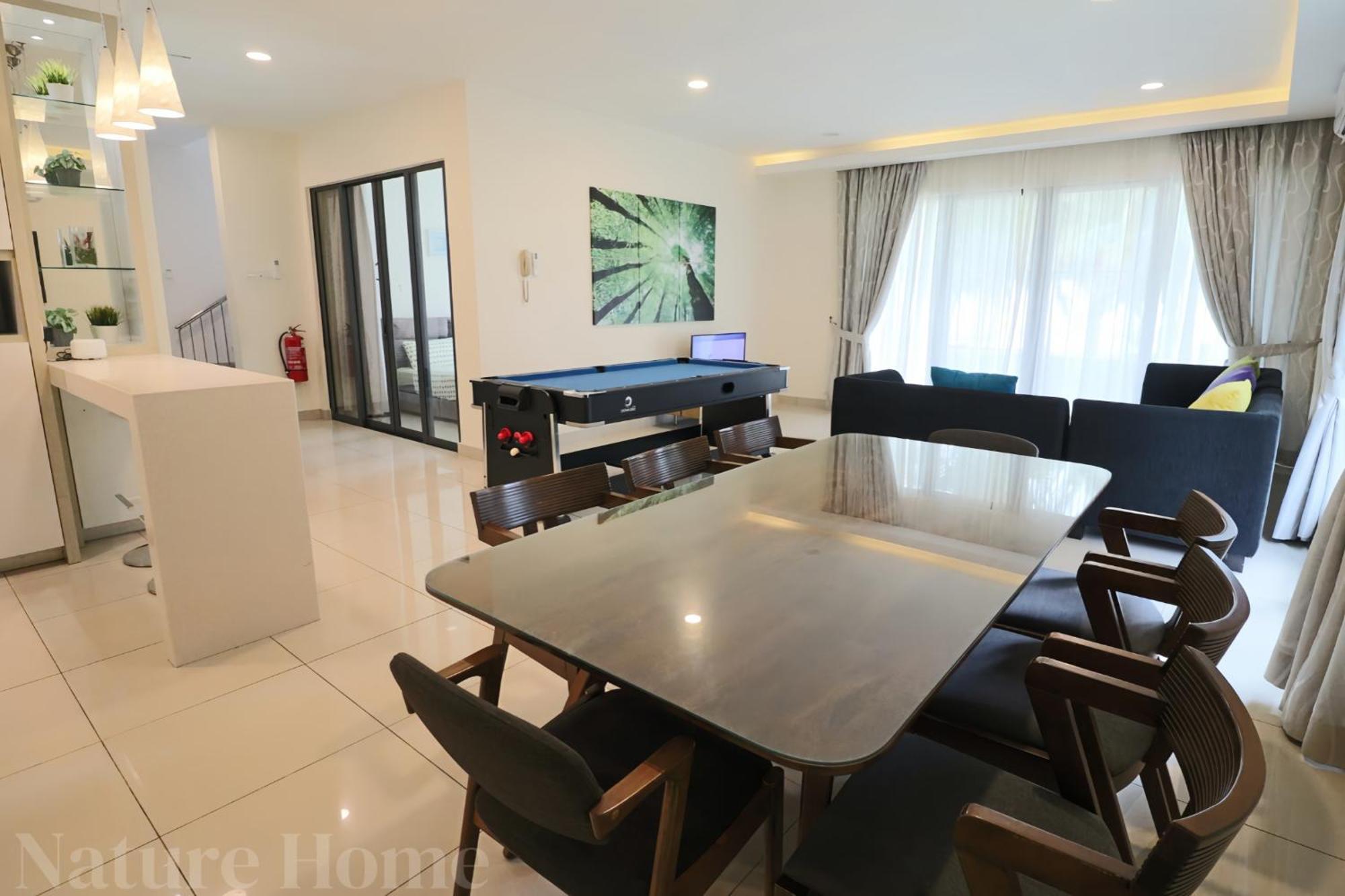 Nature Home 2 - Swiss Garden Resort Residences Beachfront Villa Kuantan Bagian luar foto